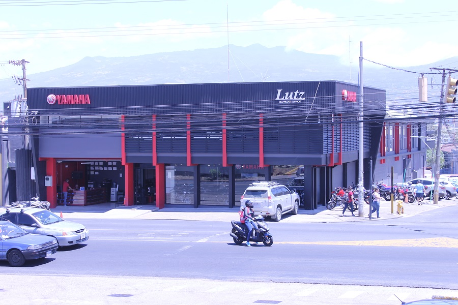  Con inversión de US$5 millones YAMAHA inaugura nueva tienda en La Uruca