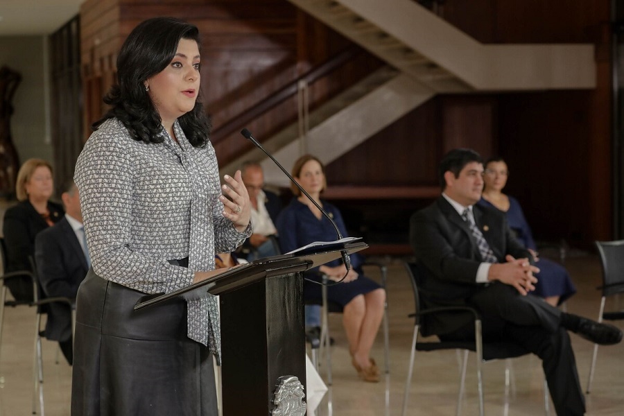  Gobierno anuncia fondos para créditos, inversión en obra pública y reducción de trámites para reactivar economía