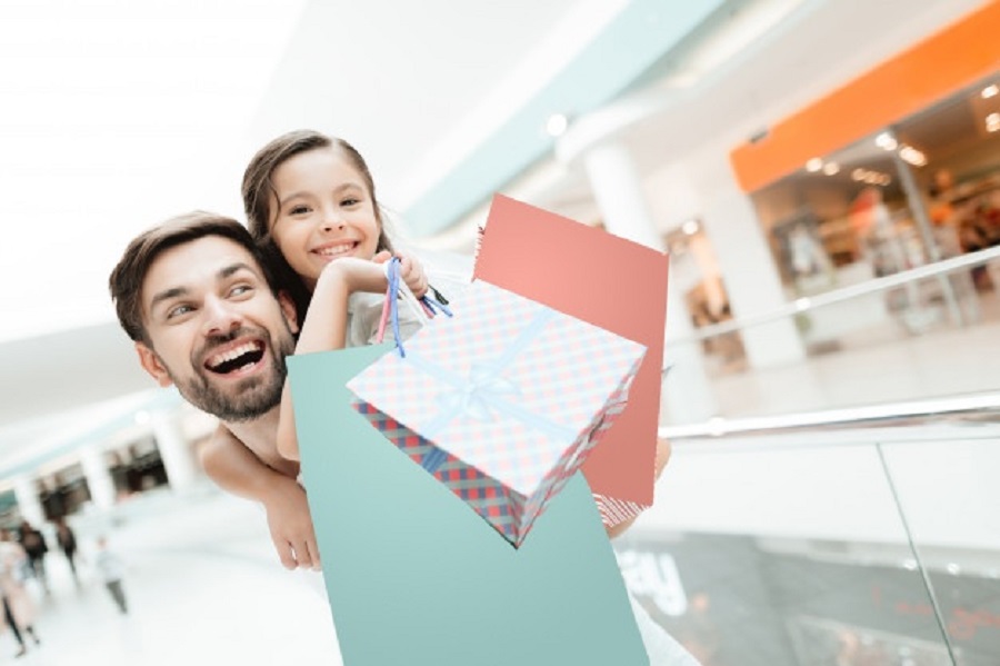  Recomendaciones para cuidar sus finanzas durante compras del Día del Padre