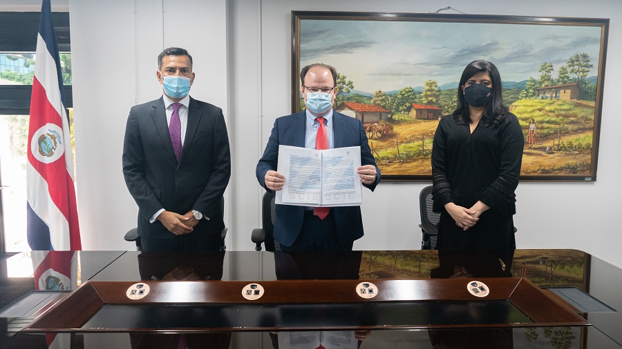 BCIE y Gobierno de Costa Rica firman contrato por US$300 millones para Fondo Nacional de Avales