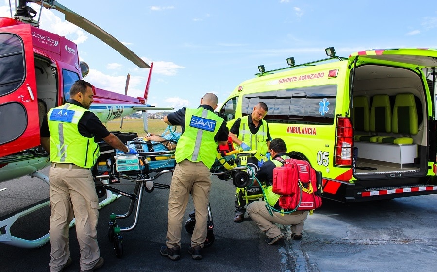 Empresa SAAT lanza servicio de ambulancias aéreas en el país