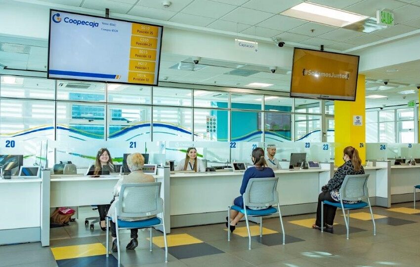  Coopecaja amplía servicios y ofrecerá tarjetas de crédito