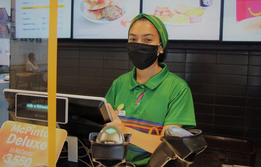  McDonald’s contratará personal para sus restaurantes en el país