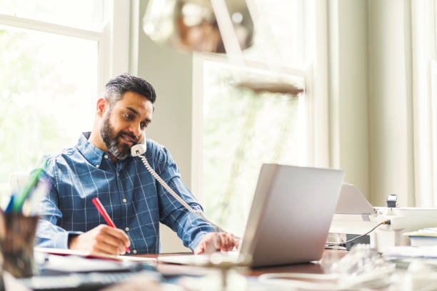 Ley sobre Desconexión Digital deja vacíos legales, señala experta