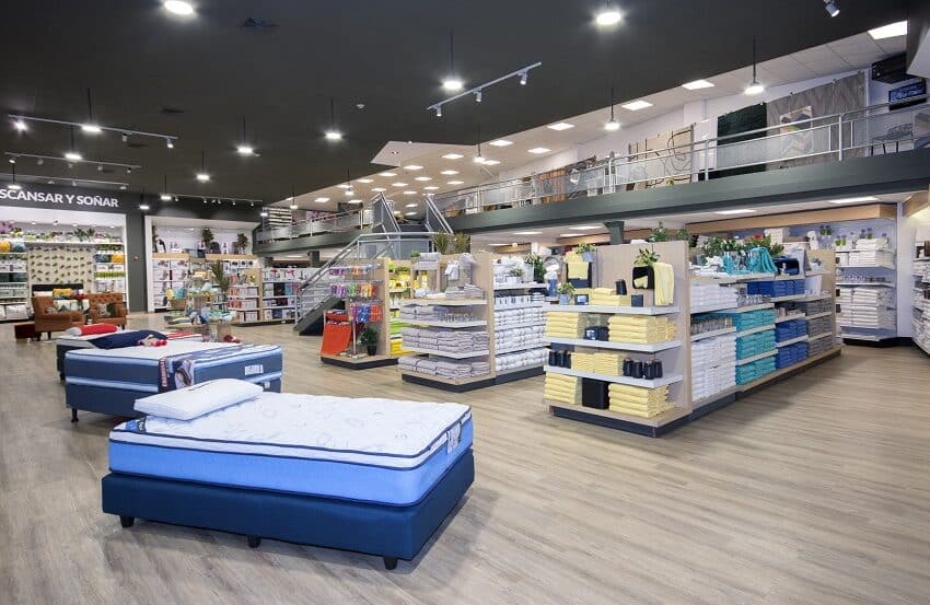  Cemaco realiza inversión para renovar su imagen y remodelación de tiendas
