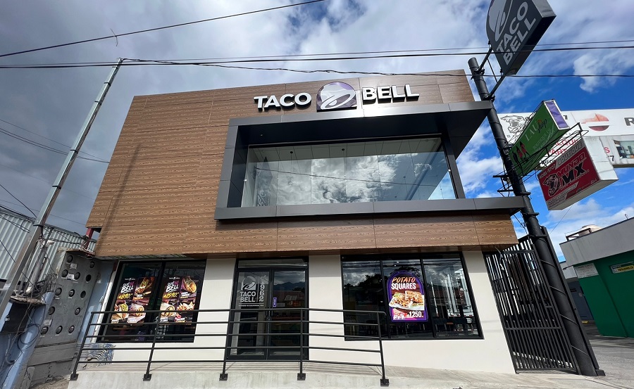 Taco Bell expande operaciones con apertura de dos restaurantes