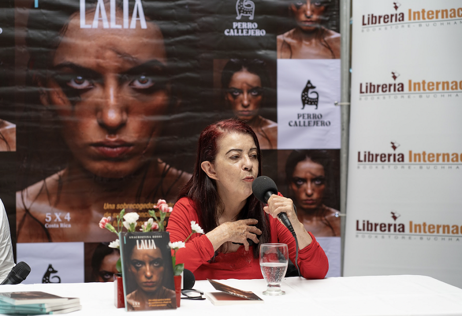 Autora Anacristina Rossi presenta nuevo libro