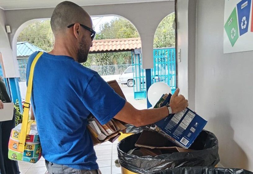  Premio AmbientaDOS 2024 distingue a los centros educativos líderes en reciclaje
