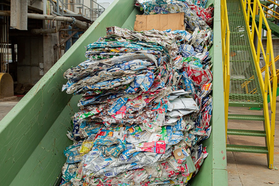 Tetra Pak reduce 54% de emisiones en sus operaciones