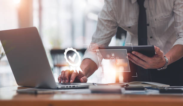  Cuatro funciones clave del sector asegurador donde los Agentes de Inteligencia Artificial impulsan la mejora de procesos