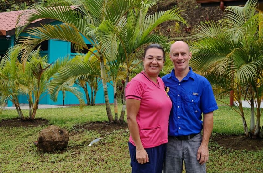  Del frío canadiense al calor humano de Bijagua: la historia detrás de Villa El Tucán