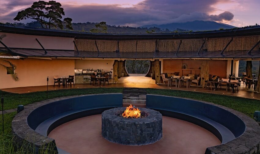  Restaurante “El Cosmo”: una experiencia gastronómica entre volcanes, estrellas y sabores de la Tierra