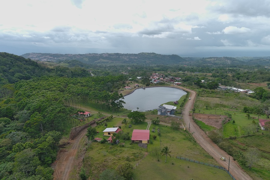 Lanzan nuevo modelo de distribución eléctrica en el país
