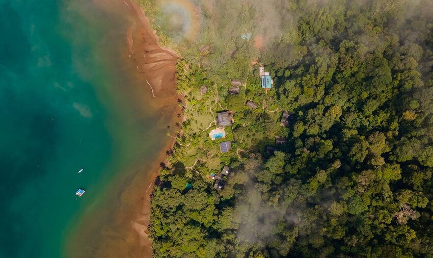  Eco-lodge Playa Cativo Lodge es admitida por Small Luxury Hotels of the World