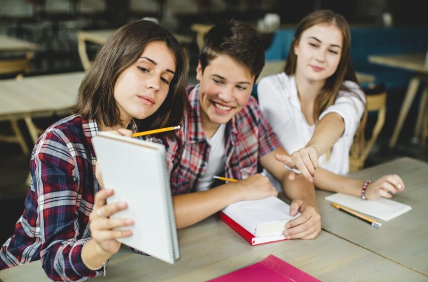  Jóvenes buscarán soluciones a retos empresariales en el Changemaker Challenge
